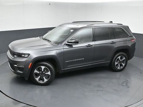 Used 2022 Jeep Grand Cherokee Limited 4xe image 49