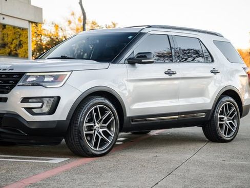 Used 2016 Ford Explorer Sport w/ Equipment Group 401A image 49