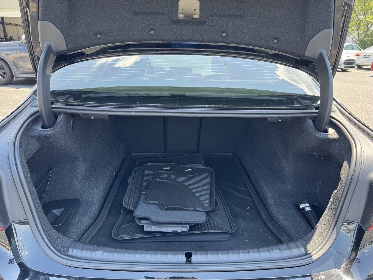 Used 2020 BMW 530i RWD image 19