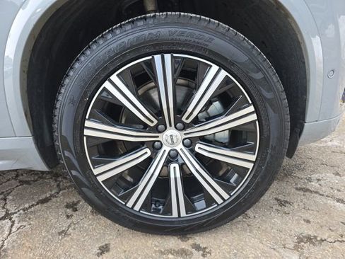 Certified 2024 Volvo XC90 B6 Plus w/ Protection Package Premier image 12