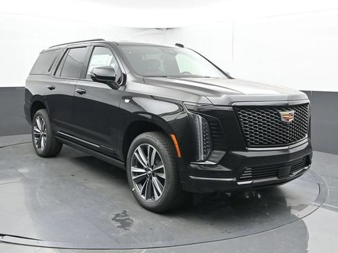 New 2026 Cadillac Escalade Sport w/ Touring Package AWD/4WD image 4