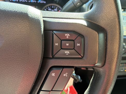 Used 2019 Ford F250 XLT w/ XLT Premium Package image 10