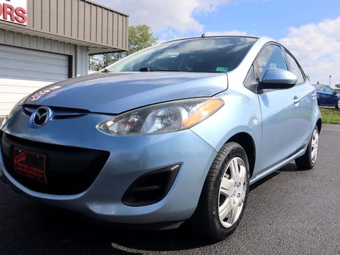 Used 2013 MAZDA MAZDA2 Sport image 21