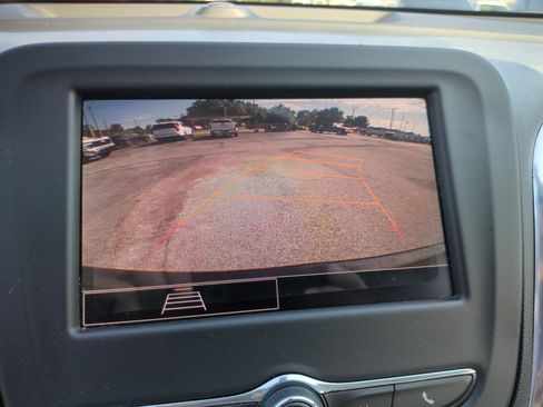 Used 2023 Chevrolet Equinox LT image 11