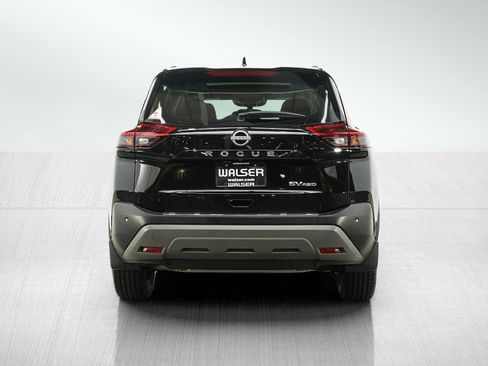 Used 2023 Nissan Rogue SV w/ SV Premium B Package AWD/4WD image 4