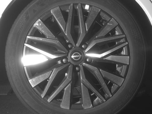 Used 2025 Nissan Altima 2.5 SV image 15