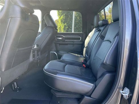 Used 2024 RAM 3500 Laramie w/ Night Edition image 27