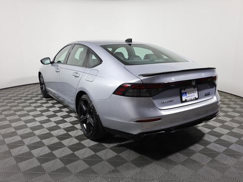 Used 2025 Honda Accord Sport image 7