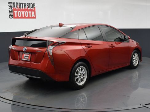 Used 2018 Toyota Prius Two w/ Prius Two Safety Plus Package FWD image 4