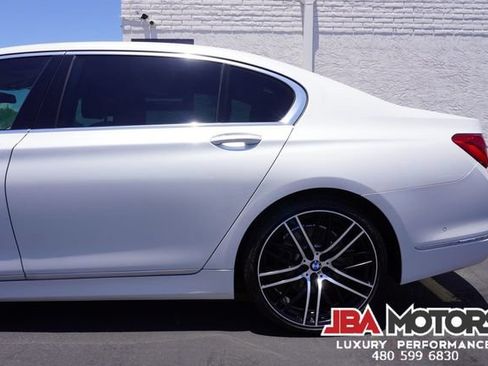 Used 2018 BMW 750i RWD image 56