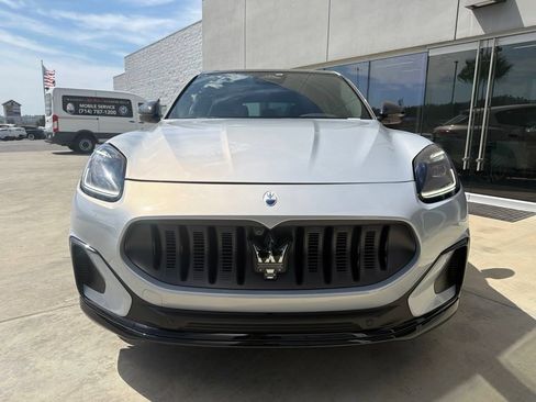 Used 2025 Maserati Grecale Folgore AWD/4WD image 2