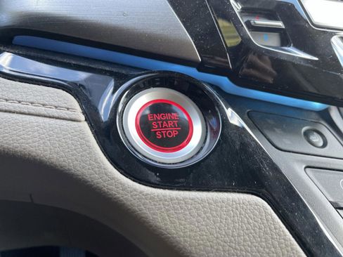 Certified 2024 Honda Odyssey Touring image 31