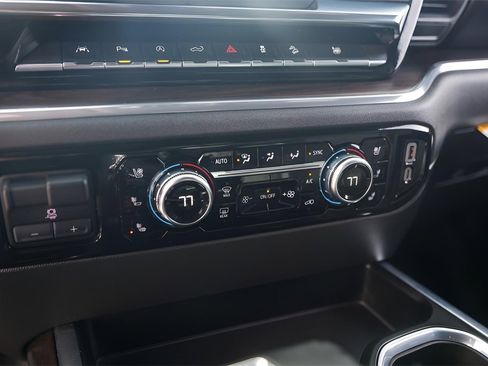 Used 2024 GMC Sierra 1500 SLT w/ SLT Premium Plus Package image 22