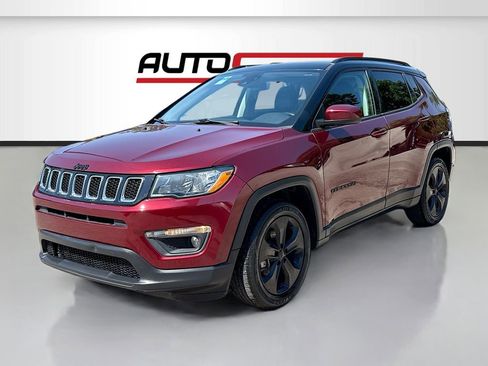 Used 2021 Jeep Compass Latitude w/ Sun and Sound Group FWD image 3