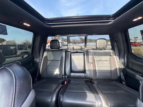 Used 2020 Ford F150 Raptor w/ Equipment Group 802A Luxury image 17