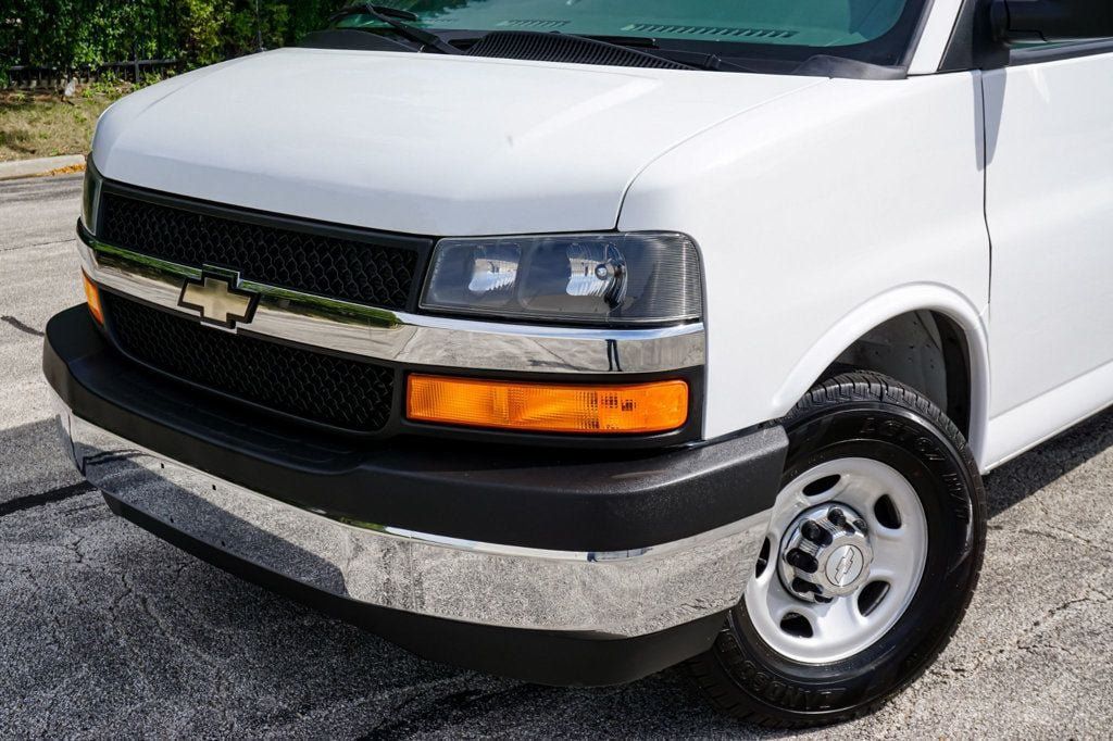 Used 2017 Chevrolet Express 3500 LT w/ LT Preferred Equipment Group RWD image 66
