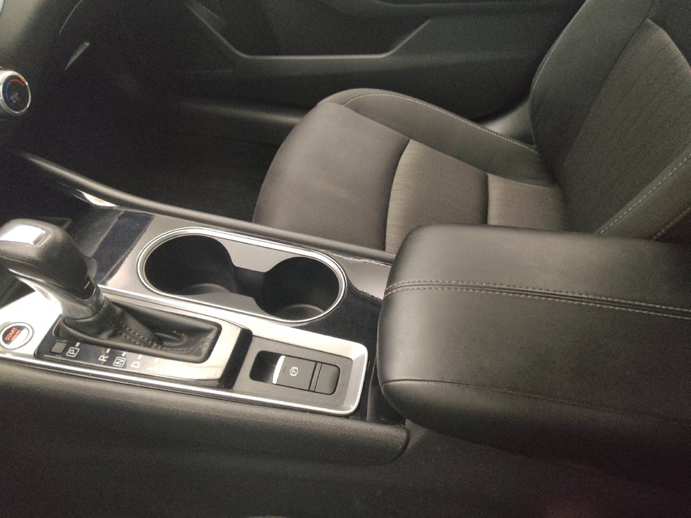 Used 2024 Nissan Altima 2.5 SV AWD/4WD image 26
