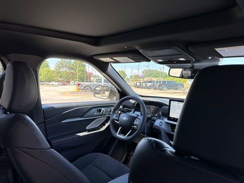 New 2026 Ford Explorer ST image 19
