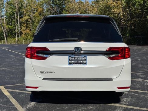 Used 2023 Honda Odyssey EX-L image 5