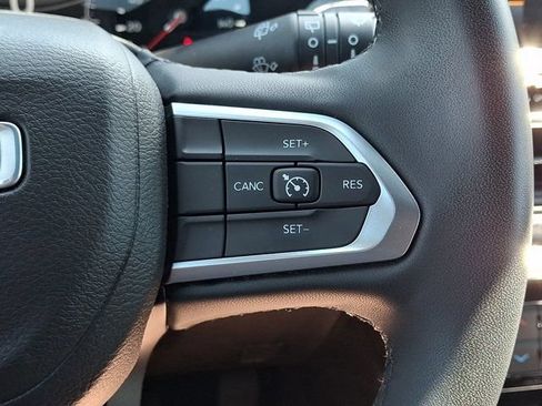Certified 2023 Jeep Compass Latitude w/ Convenience Group AWD/4WD image 26