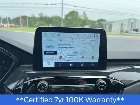 Used 2024 Ford Escape ST-Line AWD/4WD image 17