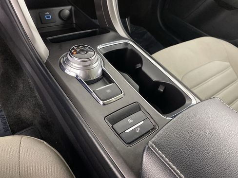 Used 2018 Ford Fusion S image 28