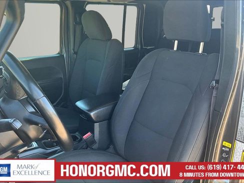 Used 2022 Jeep Gladiator Sport AWD/4WD image 22