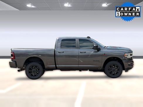 Used 2024 RAM 2500 Laramie w/ Night Edition AWD/4WD image 8