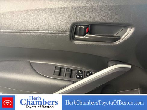 Used 2023 Toyota Corolla Cross LE w/ Moonroof Package AWD/4WD image 16