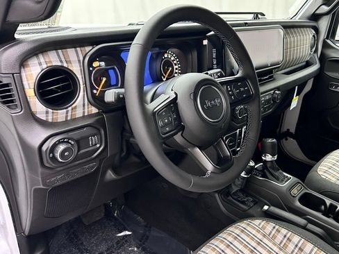 New 2026 Jeep Wrangler Unlimited Sport AWD/4WD image 11
