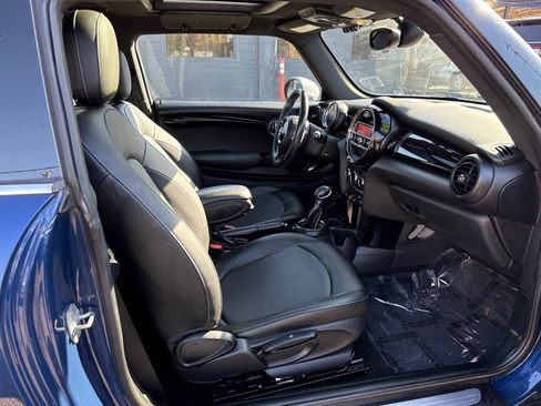 Used 2014 MINI Cooper 2-Door Hardtop image 22