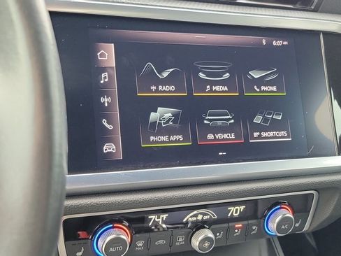 Certified 2021 Audi Q3 2.0T Premium Plus w/ Premium Plus Package image 26