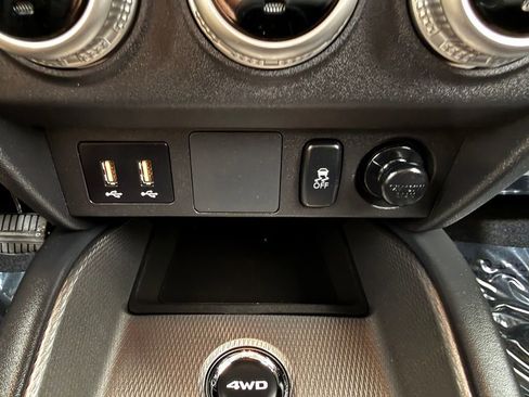 Used 2026 Mitsubishi Outlander Sport ES AWD/4WD image 36