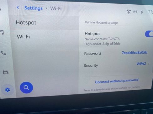 Used 2023 Toyota Highlander LE image 38