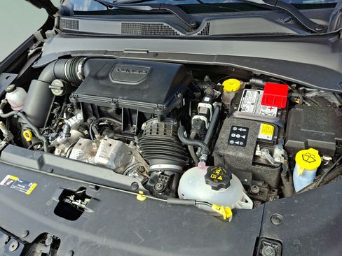 Certified 2023 Jeep Compass Limited AWD/4WD image 23