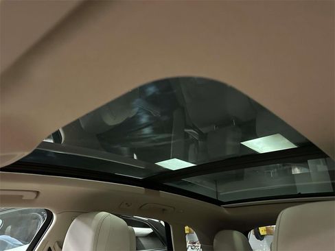 Used 2023 Audi Q5 2.0T Premium w/ Convenience Package image 22