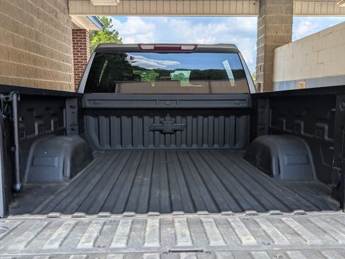 Used 2023 Chevrolet Silverado 1500 LT Trail Boss w/ Protection Package AWD/4WD image 18