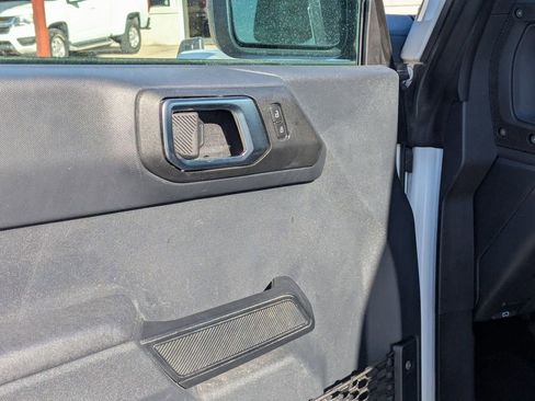 Used 2025 Ford Bronco Big Bend image 13