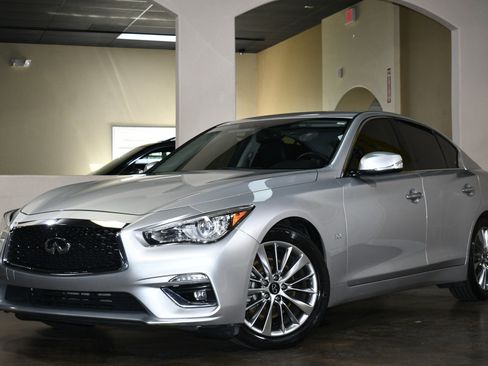 Used 2020 INFINITI Q50 Luxe image 4