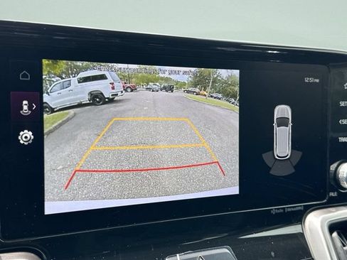 Used 2023 Kia Sorento S w/ Panoramic Sunroof Package FWD image 22