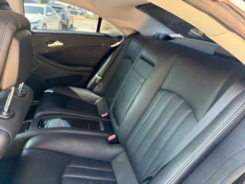 Used 2011 Mercedes-Benz CLS 550 image 33