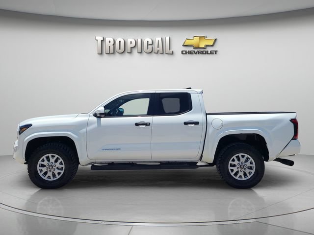 Used 2024 Toyota Tacoma SR5 RWD image 2