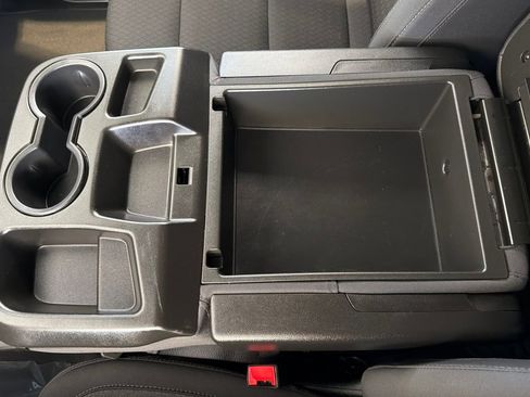 Used 2024 Chevrolet Silverado 2500 LT w/ Convenience Package AWD/4WD image 32