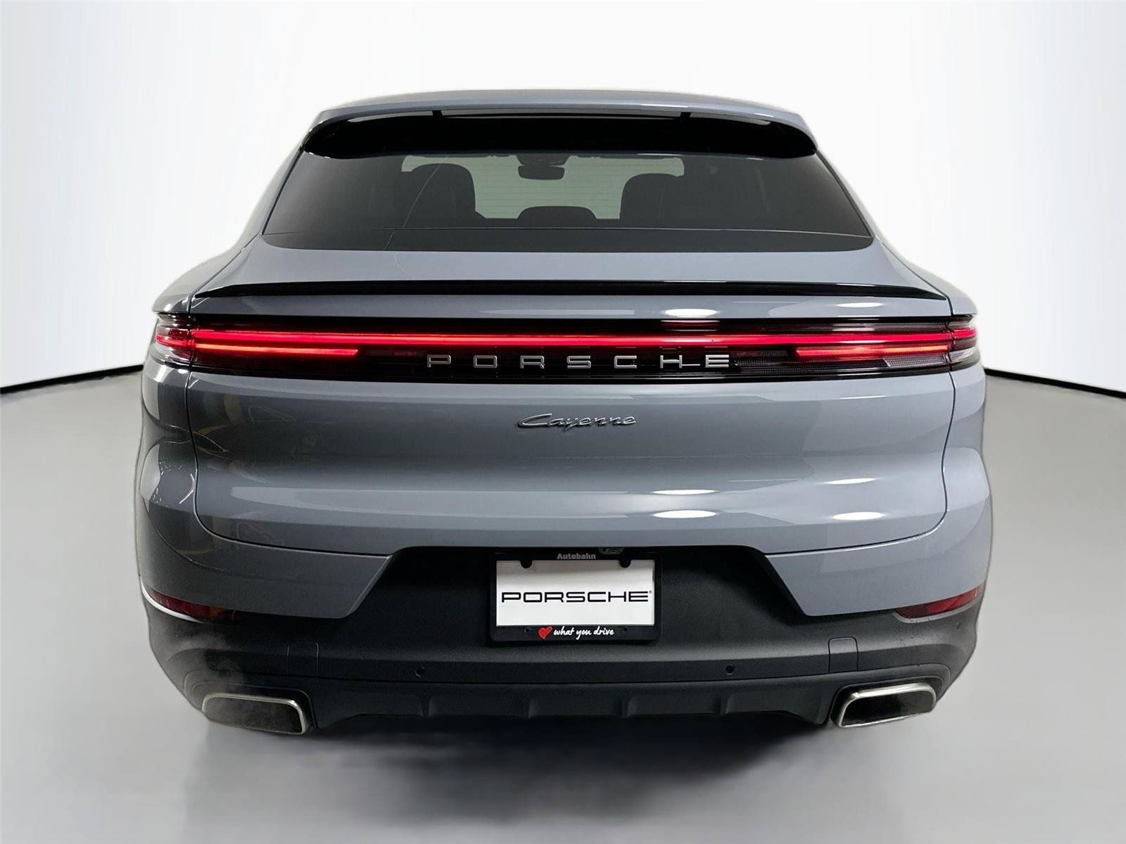 Certified 2026 Porsche Cayenne Coupe AWD/4WD image 6
