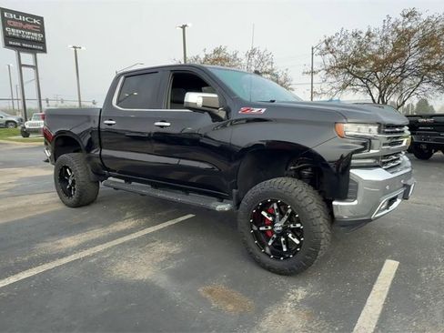 Used 2019 Chevrolet Silverado 1500 LTZ w/ LTZ Premium Package image 2