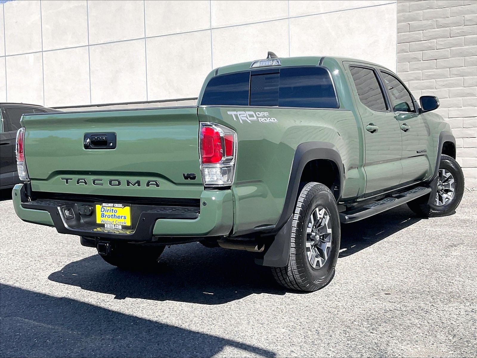 Used 2021 Toyota Tacoma TRD Off-Road w/ TRD Premium Off Road Package AWD/4WD image 13