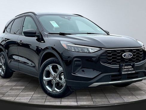 Used 2025 Ford Escape ST-Line AWD/4WD image 4