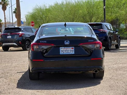 Used 2023 Honda Civic Sport image 5