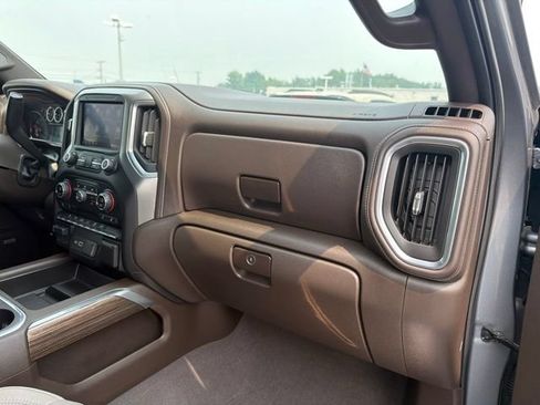 Used 2019 Chevrolet Silverado 1500 RST AWD/4WD image 25