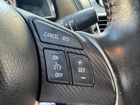 Used 2015 MAZDA MAZDA3 s Touring FWD image 31